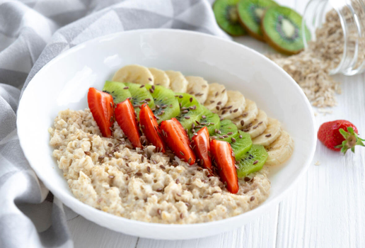 Mingau de aveia com linhaça (Imagem: Nemer-T | Shutterstock)