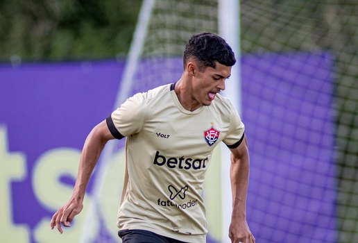 Vitoria empresta atacante da base para o Botafogo-PB