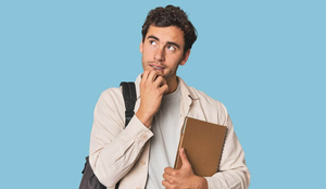 Para as novas gerações, o alinhamento do curso com propósitos pessoais e profissionais tem ganhado destaque (Imagem: Asier Romero | Shutterstock)