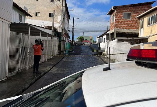 Local do crime foi isolado pela polícia