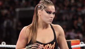 Ronda Rousey tem dedo decepado durante gravacao de serie 01