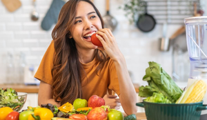 A qualidade dos alimentos é essencial no processo de emagrecimento (Imagem: Art_Photo | Shutterstock)