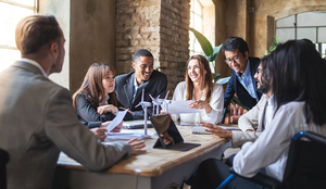 Uma boa governança garante credibilidade institucional e impulsiona ações que conciliam crescimento empresarial e sustentabilidade (Imagem: Lomb | Shutterstock)