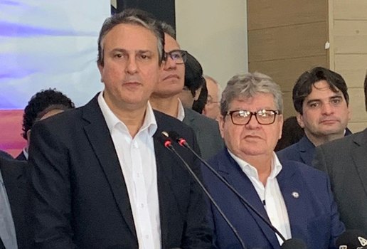 Ministro Camilo Santana anunciou retomada de obras