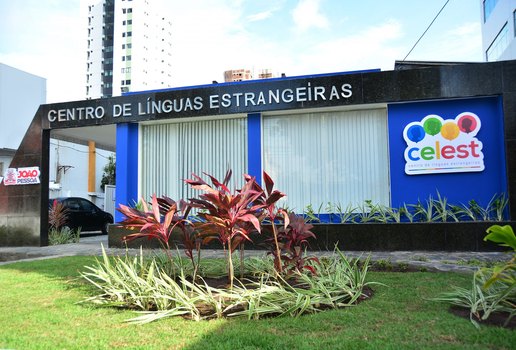 Centro Escolar Municipal de Línguas Estrangeiras (Celest)