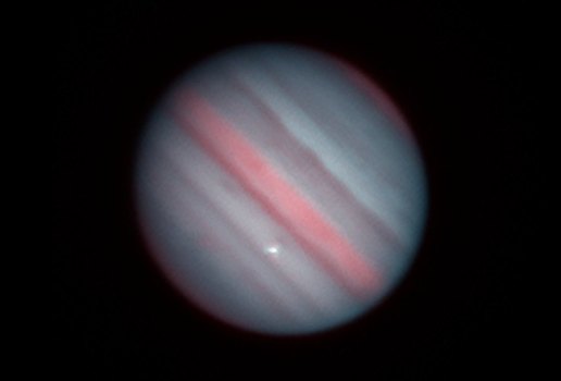 Rocha atinge Júpiter com força de 2 milhões de toneladas de dinamite
