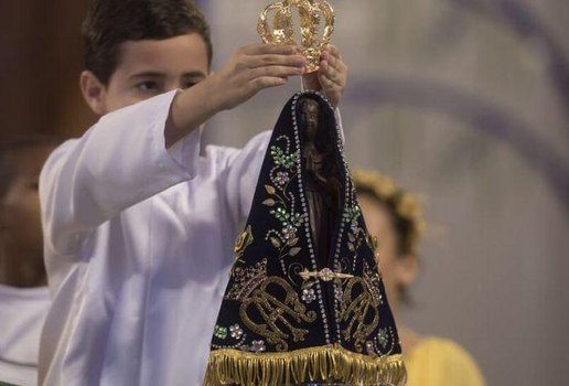 Os eventos contam com missas, procissões e carreatas