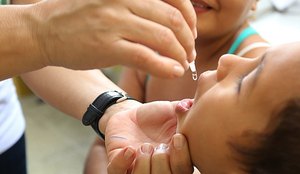 Poliomielite vacina governo federal