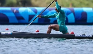 Isaquias Queiroz avanca a semifinal no C1 1000m 73e0e10e6d