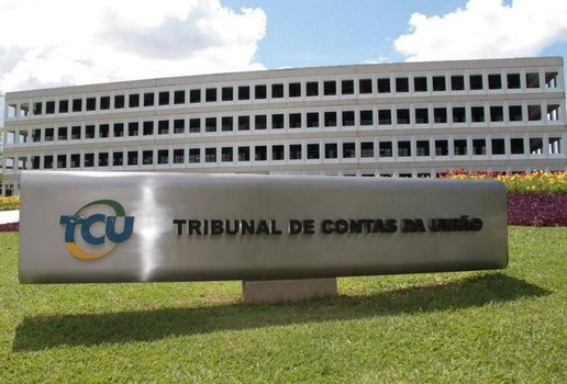 TCU aprova privatização da Eletrobras