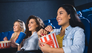 Com títulos de estilos distintos, a diversidade das estreias mostra que sempre há algo novo para conhecer e se emocionar (Imagem: LightField Studios | Shutterstock)