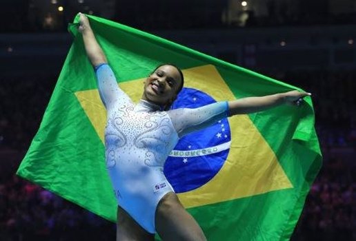 Rebeca Andrade é campeã mundial de ginástica