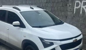 Carro civil roubado