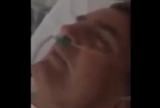 Imagens mostram Jair Bolsonaro acordando após a cirurgia