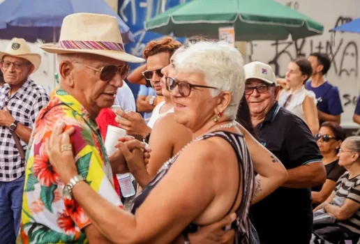 Sabadinho Bom apresenta grupo Samba na Praca neste final de semana