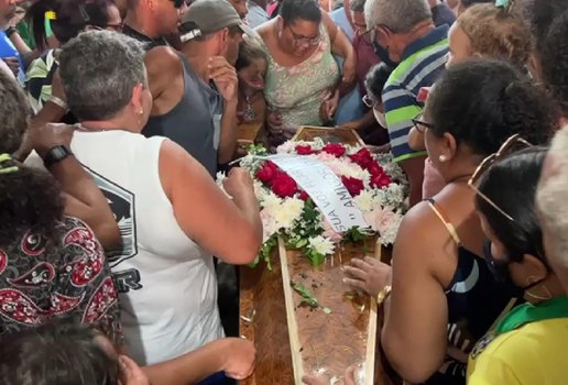 Corpo da cantora Luzinete é sepultado na Grande João Pessoa