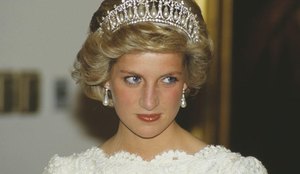 Princesa Diana recebeu da suposta amante do marido antes do casamento