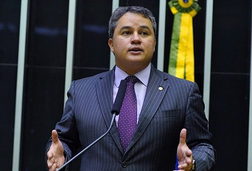 Efraim Filho, senador da República.