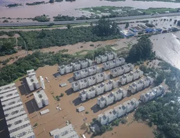 As enchentes afetaram 458 dos 497 municípios do Rio Grande do Sul
