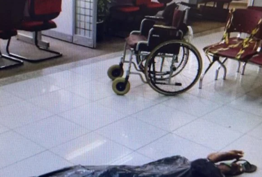 Video mulher leva idoso morto a banco em Goias para receber beneficio