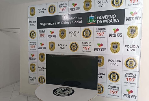 A polícia conseguiu recuperar o aparelho de TV furtado.