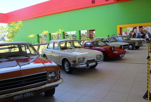 A exposição vai contar com carros famosos e históricos