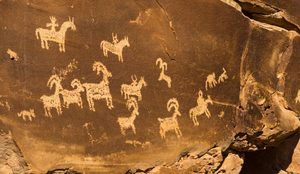 Pinturas rupestres são marco visual da Pré-História (Imagem: Shchekoldin Mikhail | Shutterstock)