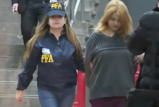 Polícia prende Brenda Uliarte, namorada de Fernando Montiel