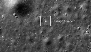 Registro do pouso da sonda chinesa no solo lunar