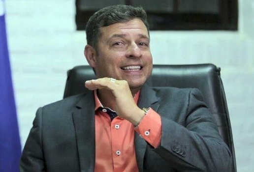 Vitor Hugo, prefeito de Cabedelo, rompe com o governador João Azevêdo