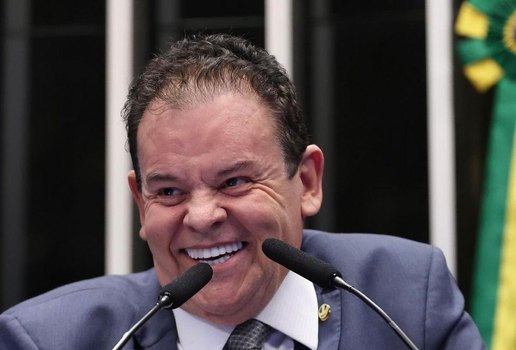 ADNRÉ AMARAL SENADOR PARAIBANO