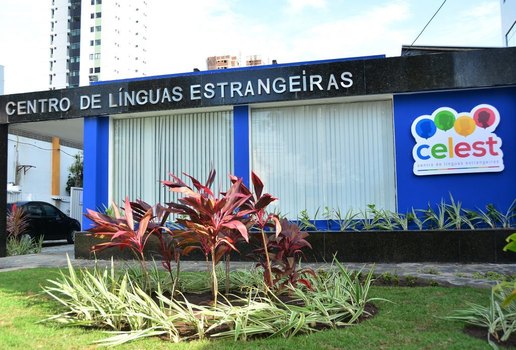 Centro de línguas estrangeiras