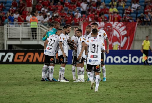 Partida aconteceu na Arena das Dunas.