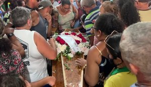 Corpo da cantora Luzinete é sepultado na Grande João Pessoa