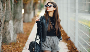 A moda é parte essencial da experiência no The Town (Imagem: Oleggg | Shutterstock)