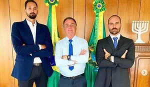 Maurício Souza, Jair Bolsonaro e Eduardo Bolsonaro