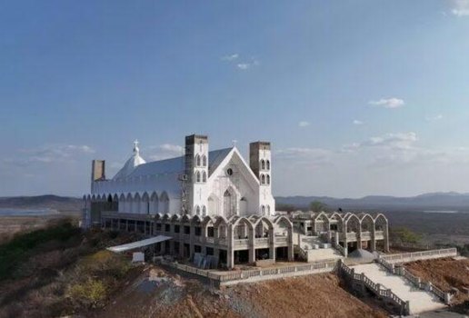 0bf23c0b 22b2 4f71 92ce 19e382fd4a57 696x388