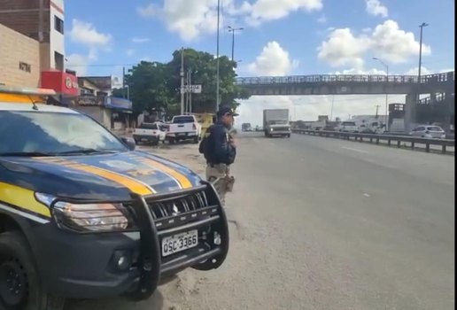 PRF desfaz quatro pontos de bloqueio em rodovias paraibanas
