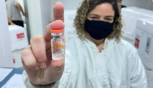 Paraiba distribui mais 57 mil doses da Corona Vac e municipios podem vacinar idosos a partir dos 75 anos