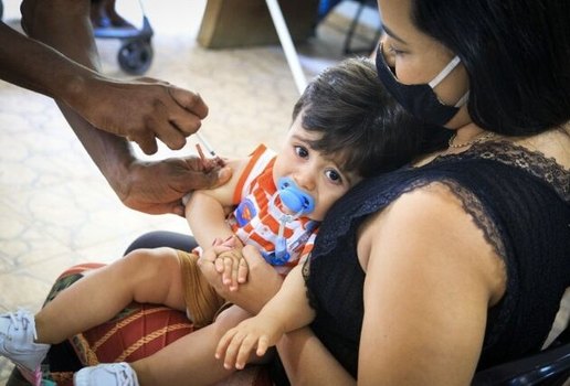 Para os bebês, não é preciso agendamento da vacinação
