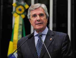 STF inicia julgamento que pode condenar Fernando Collor