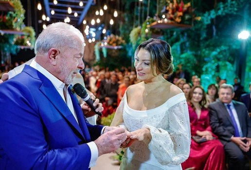 Lula se casou com Janja nesta quarta