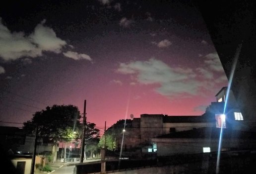 Imagens do céu roxo viralizam nas redes sociais; conheça o fenômeno