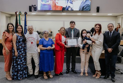 A enfermeira Mariluce Ribeiro de Sá recebeu a honraria