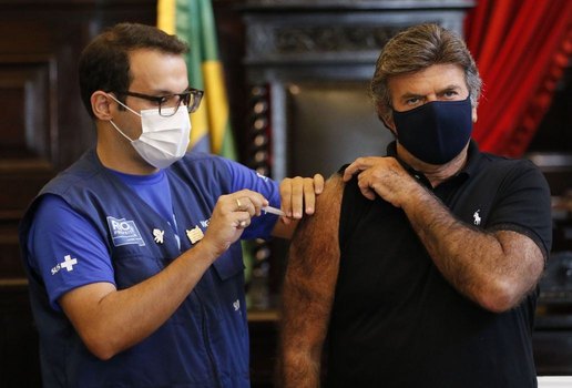 Presidente do STF toma primeira dose de vacina contra covid 19 no Rio Fernando Frazao Agencia Brasil