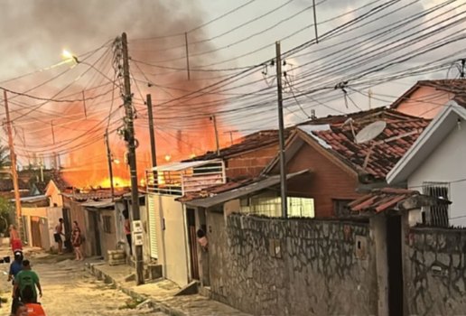 Incendio no alto do ceu mandacaru jp