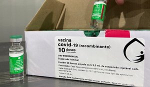Vacina AstraZeneca reduz impactos de casos graves contra a Covid-19.