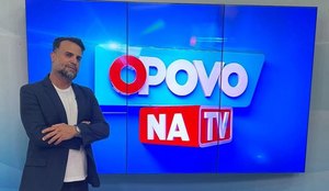 Flávio Machado apresentador do programa 'O Povo Na TV'