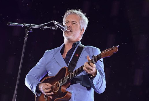 Cantor victor chaves