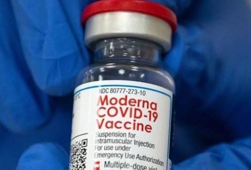 Vacinas atuais podem ser ineficazes contra a nova variante. Declaração de executivo derruba mercados pelo mundo.